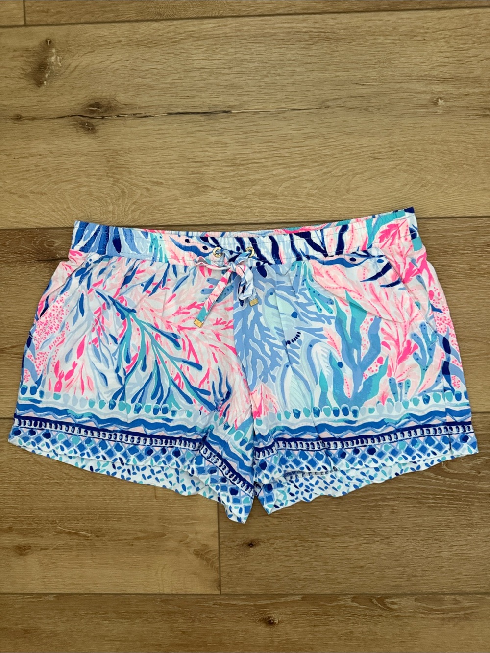 Lilly Pulitzer Katia Short *Pink and Blue Tropical Print